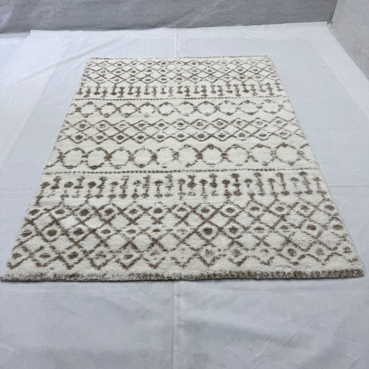 5ft x 8ft Shaggy Persian Rug - Koshani Puffy Design, Soft Synthetic Wool, Neutral Color