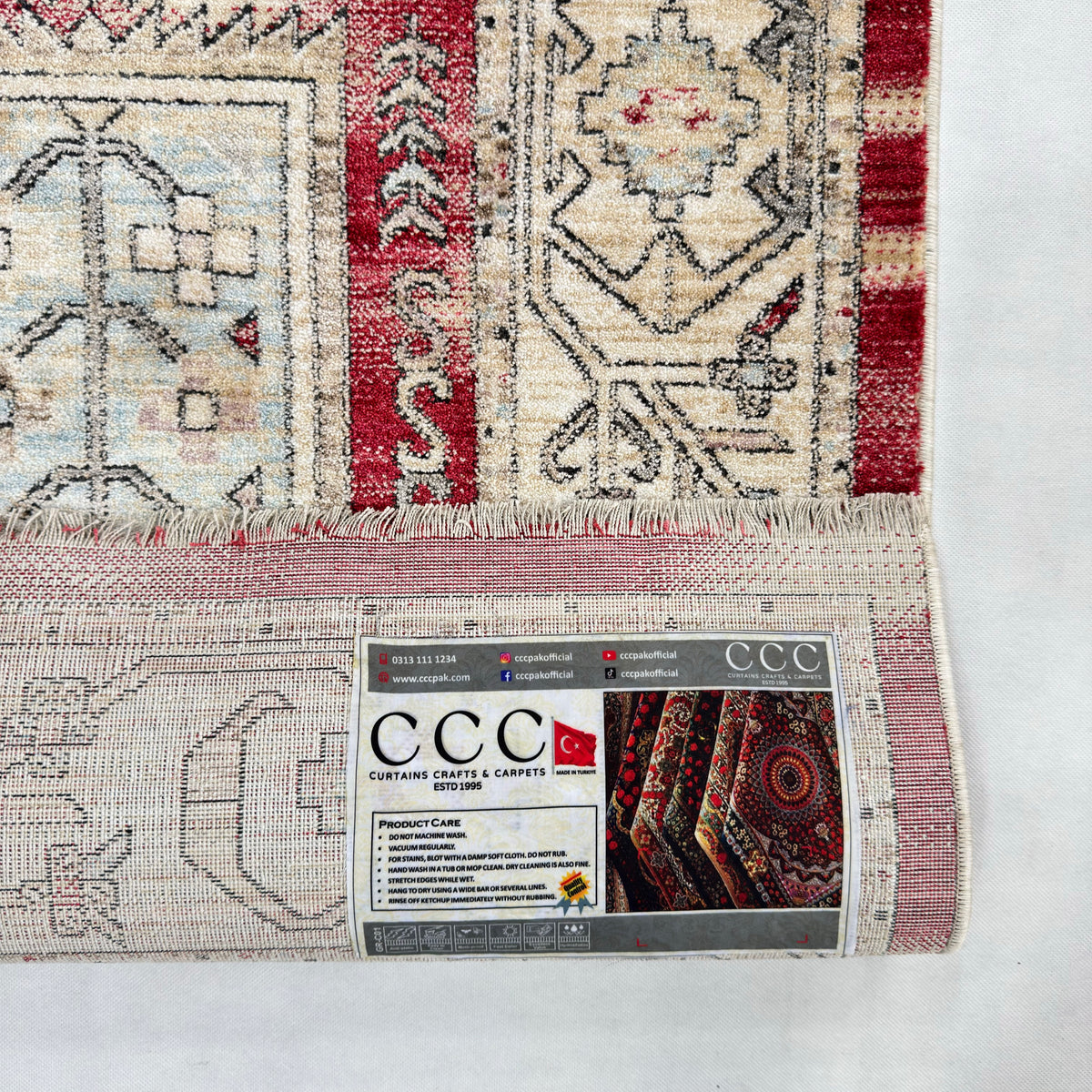 Oushak Heritage Turkish Acrylic Rug – Red & Ivory Patchwork Design, 5 x 8 ft