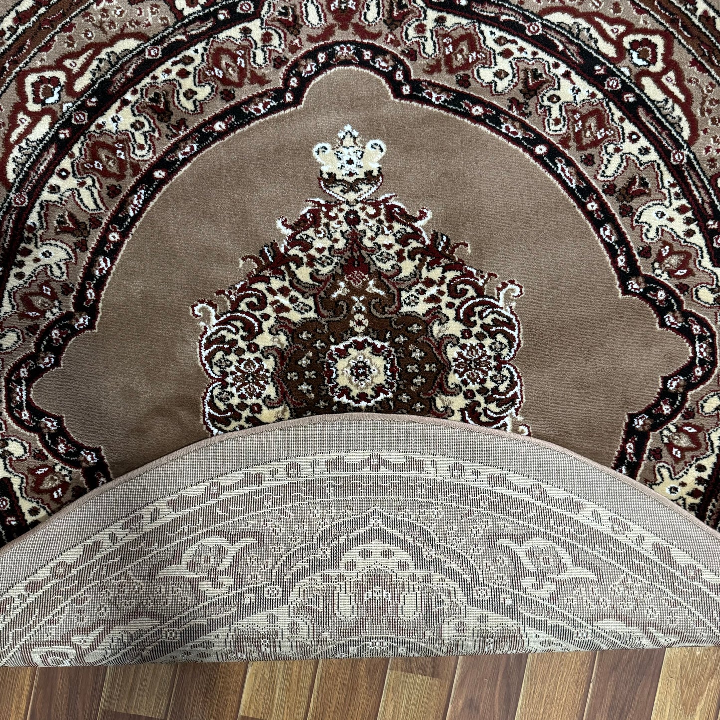 Luxurious Turkish Round Rug 5ft x 5ft - Royal Design in Beige & Burgundy - Premium Machine-Made Polyester Rug from Turkey