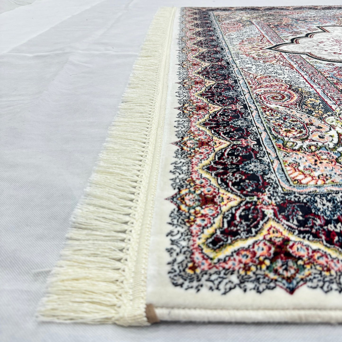 Elegant Ivory & Black Persian Rug 5 ft x 8 ft - 1000 Reeds - Farsh Nagin Chaman - Machine Made Acrylic