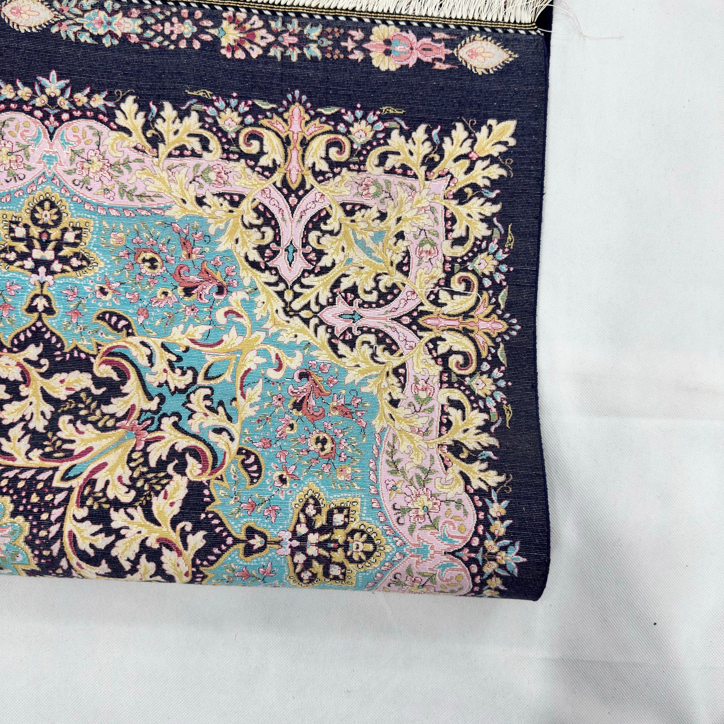 Persian Silk Medallion Rug 5 ft x 8 ft | 1600 Reed Pure Silk Abresham