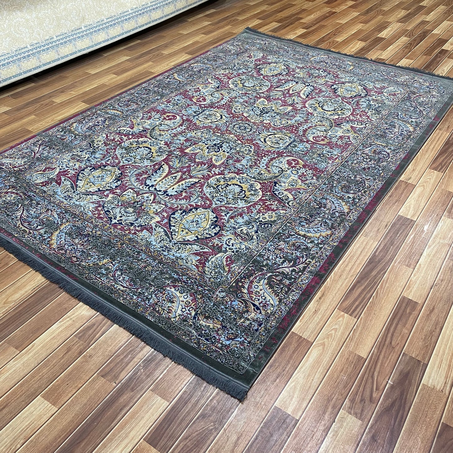 Elegant 7 ft x 10 ft Persian Area Rug - Mahromah 11 - Grey and Pink - Superior Comfort & Luxury Style Accent