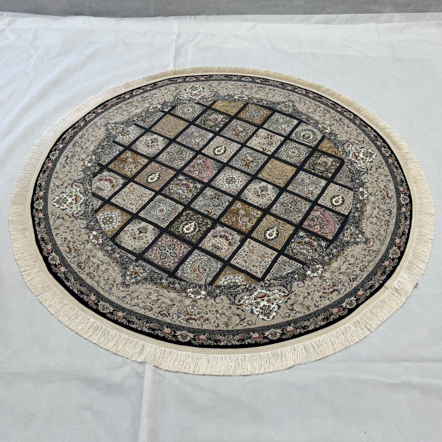 5 ft x 5 ft Persian Round Rug – Miniature by Pars Nagsh Kashan – 1500 Reeds – Floral Design