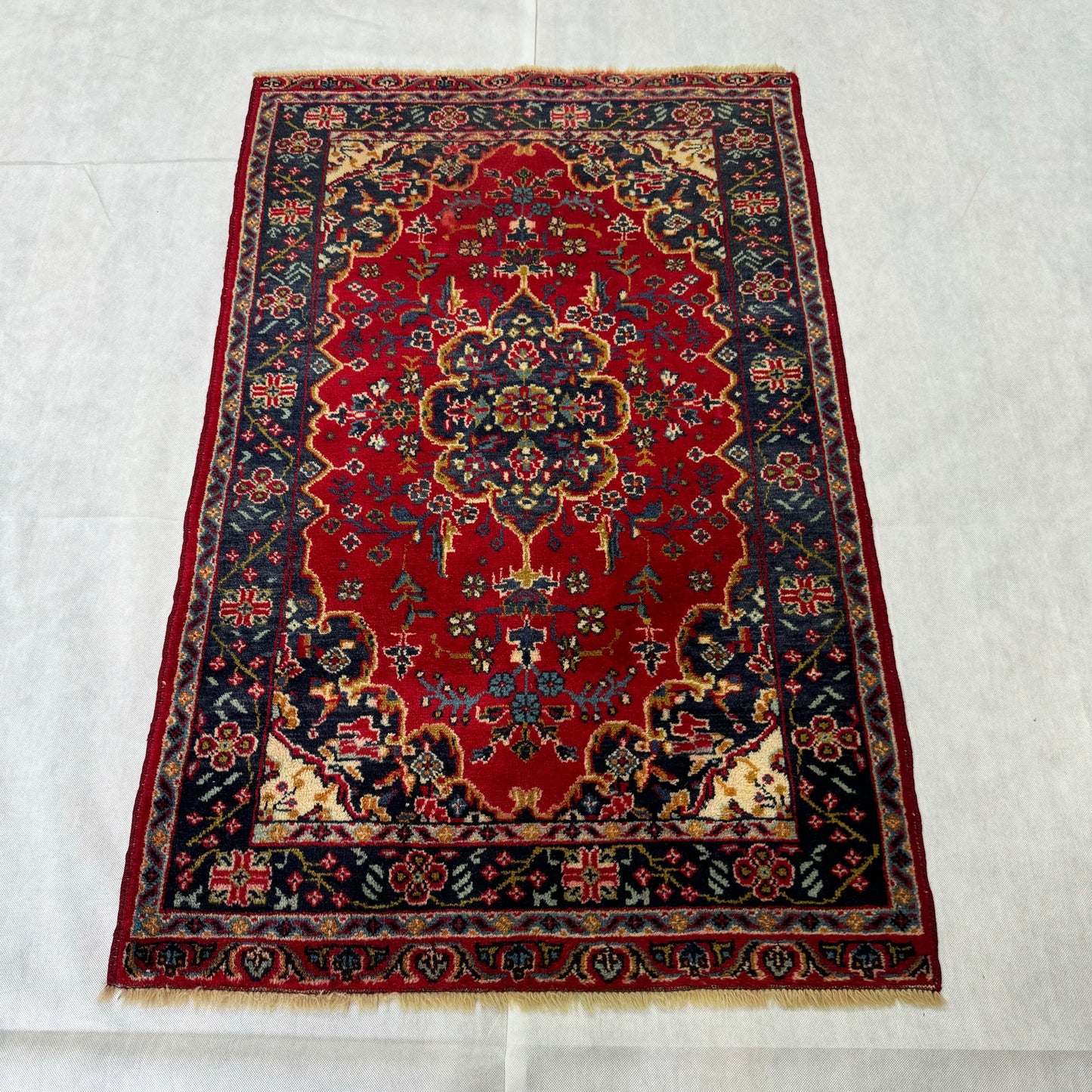 Handmade Persian Wool Rug - 2.5ft x 4ft | Authentic Oriental Carpet