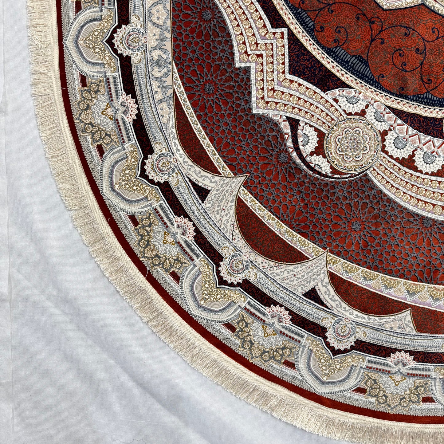 7.5 ft x 10 ft Persian Oval Rug – Miniature by Pars Nagsh Kashan – 1500 Reeds – Elegant Design