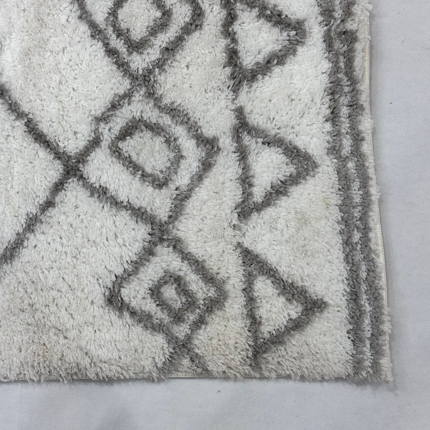 6ft x 9ft Shaggy Persian Rug - Koshani Puffy, Geometric Design, Soft Synthetic Wool