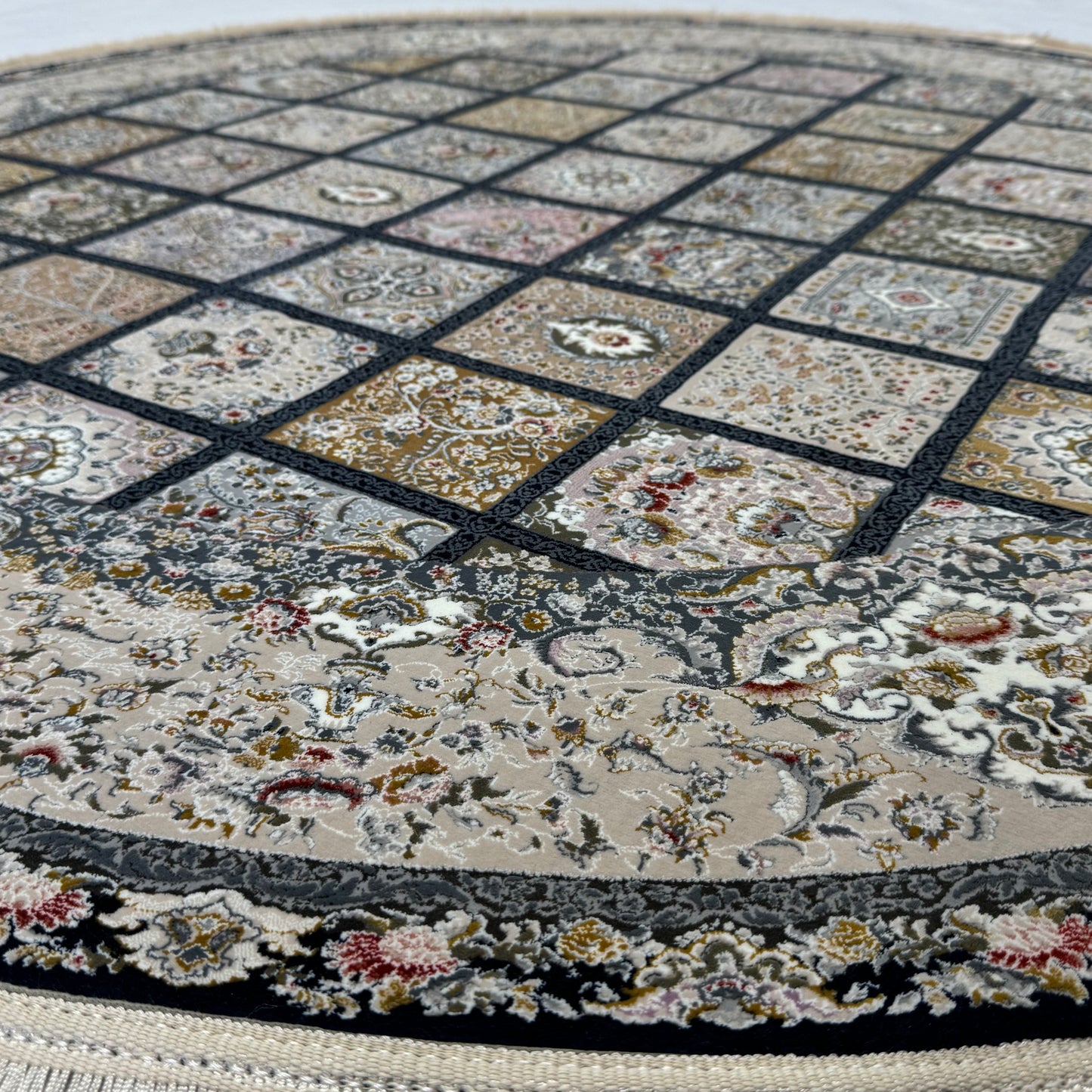 5 ft x 5 ft Persian Round Rug – Miniature by Pars Nagsh Kashan – 1500 Reeds – Floral Design