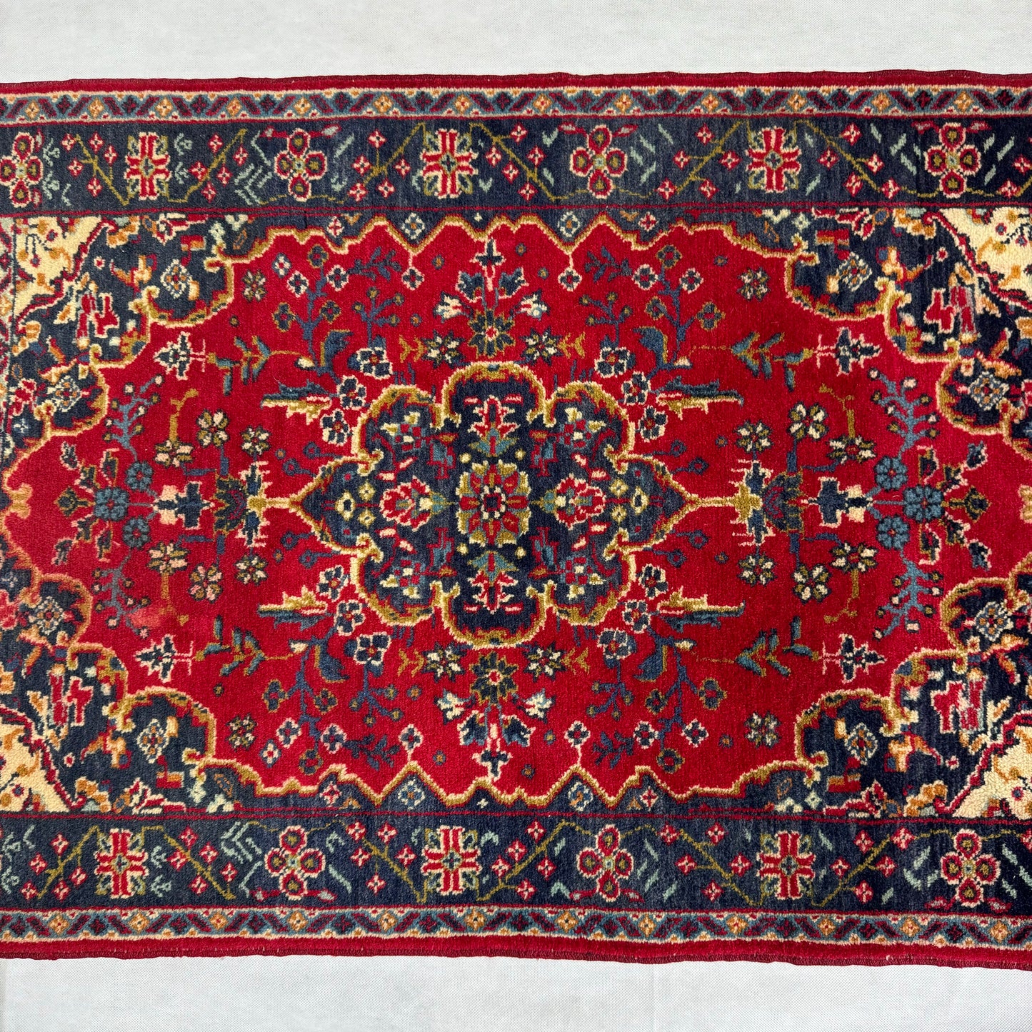 Handmade Persian Wool Rug - 2.5ft x 4ft | Authentic Oriental Carpet