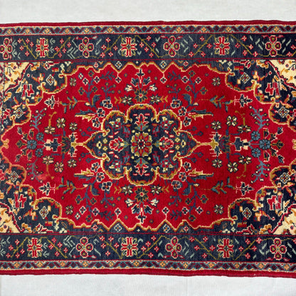 Handmade Persian Wool Rug - 2.5ft x 4ft | Authentic Oriental Carpet