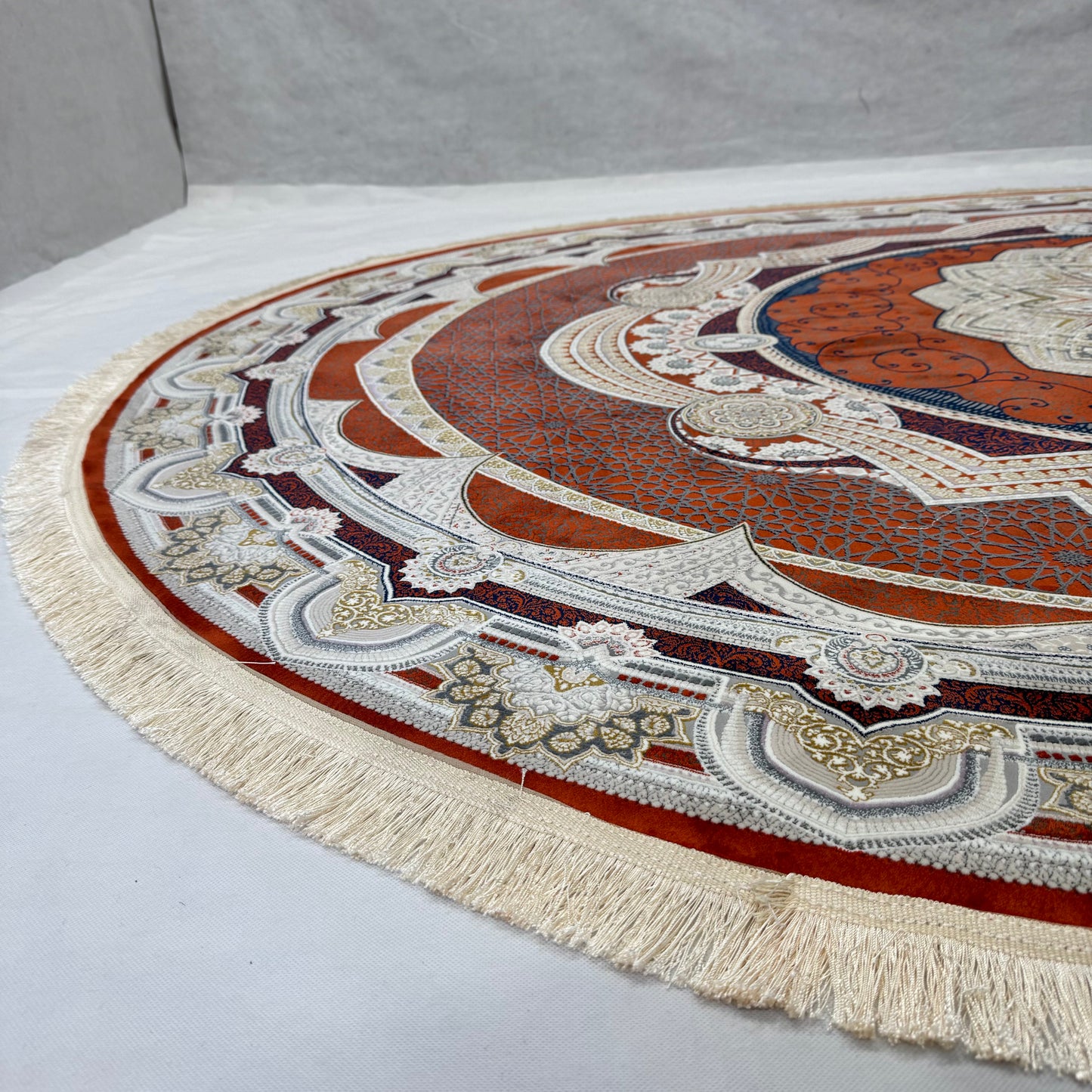 7.5 ft x 10 ft Persian Oval Rug – Miniature by Pars Nagsh Kashan – 1500 Reeds – Elegant Design