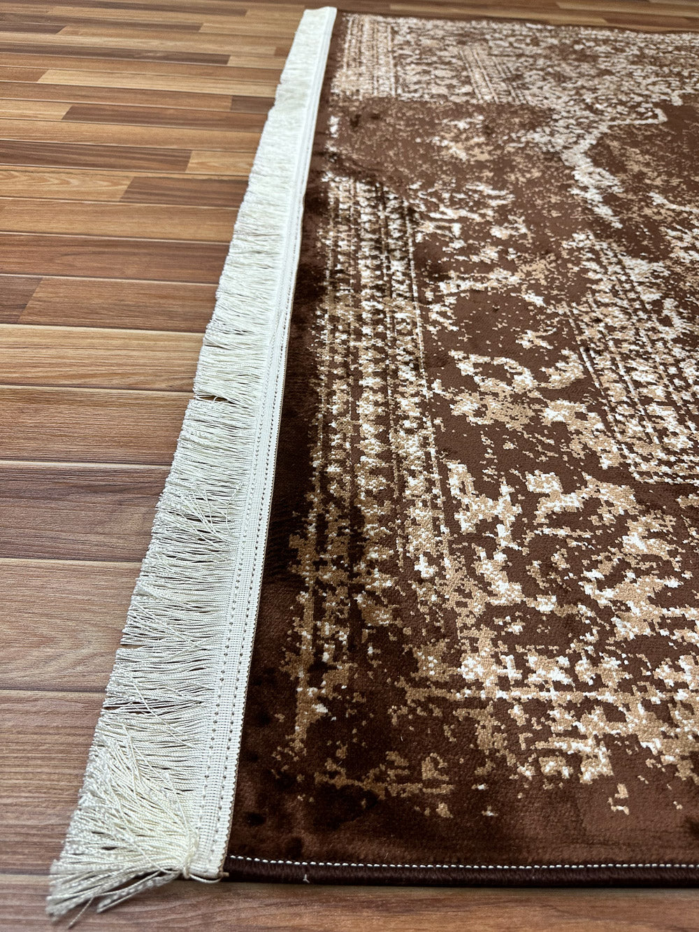 Luxurious 7 ft x 10 ft Persian Silky Taymaz Area Rug - Dark Brown and White Elegance