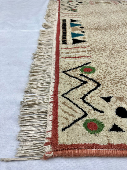 Timeless Beige Persian Area Rug - 4 ft x 6.5 ft - 500 Reeds - Farsh Aryan 2