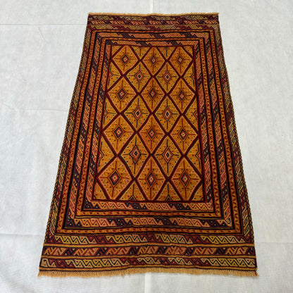 Handmade Rug with Yellow and Red Diamond Pattern – 2.5 ft x 5 ft