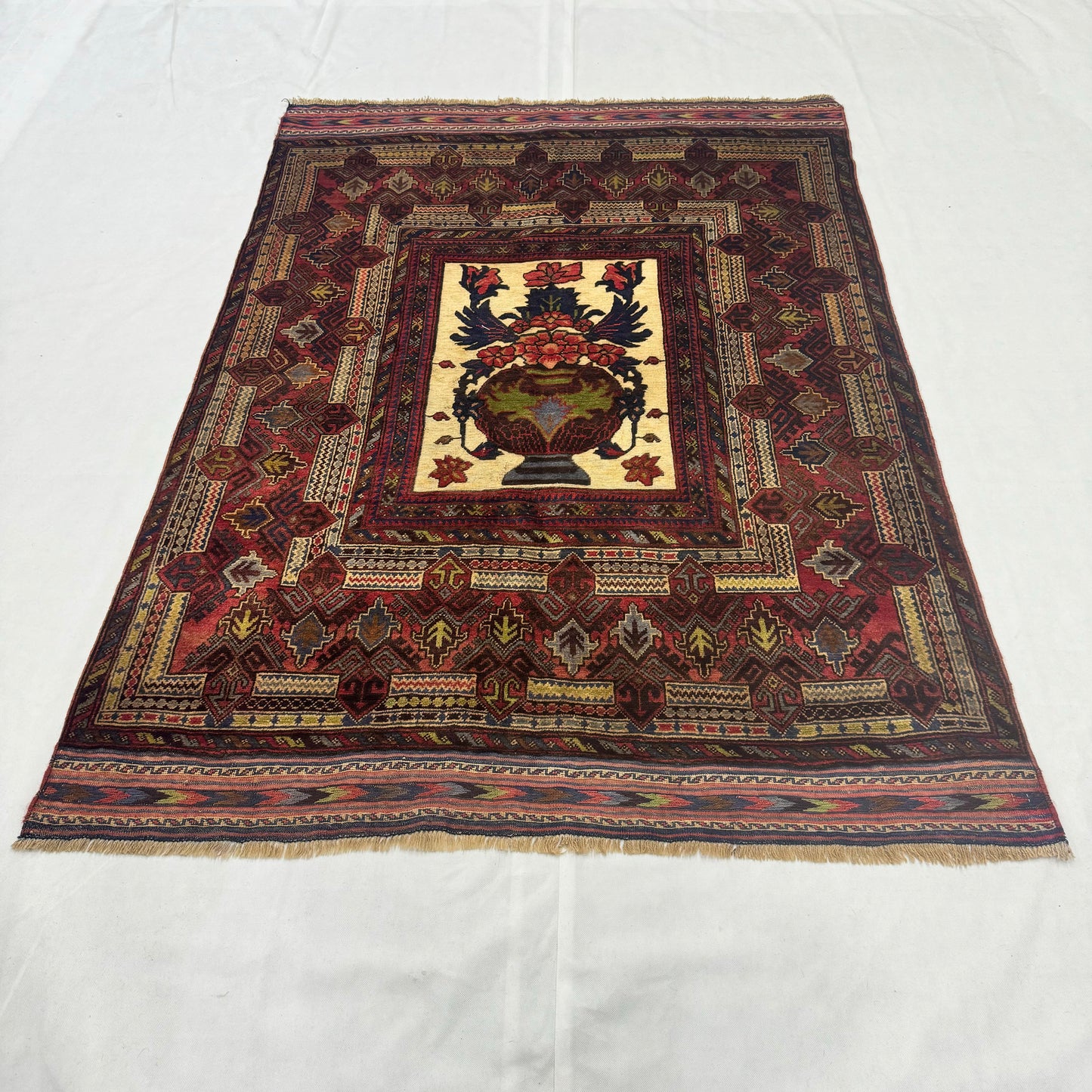 4.5 ft x 6.5 ft Afghan Handmade Wool Rug - Sultani Guldan Floral Vase Design, Luxurious & Durable