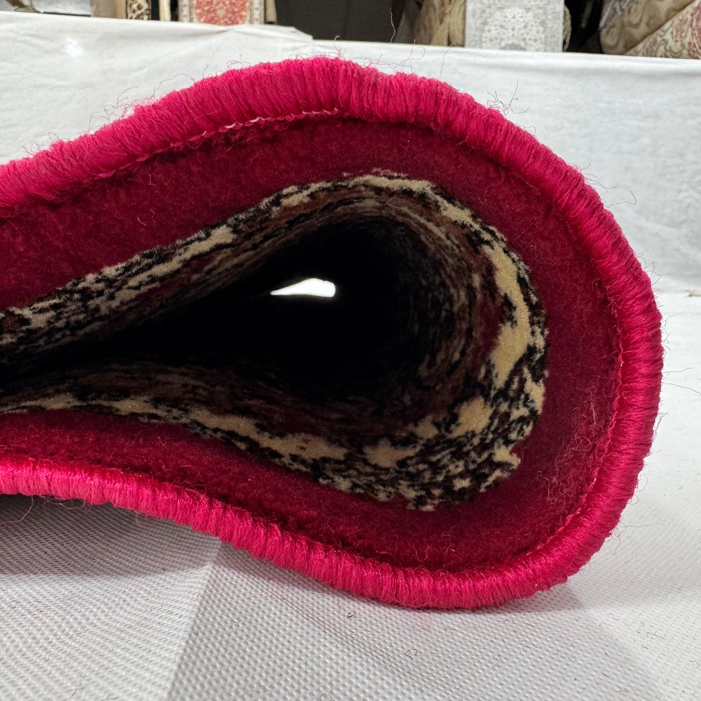 Persian Kashani Red Medallion Rug 8x11 ft – 500 Reeds Nylon Machine-Made Iran