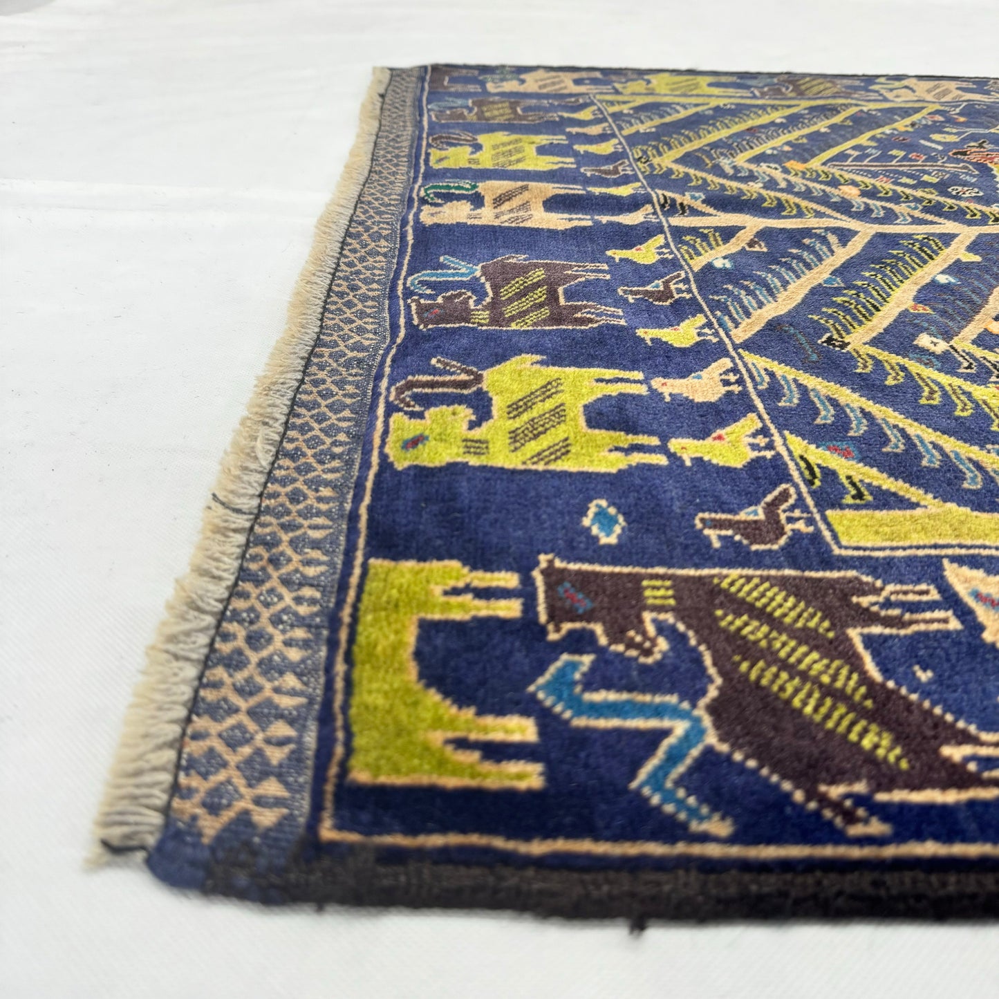 Stunning Afghan Handmade Shikargah Rug – 3.5 ft x 6.5 ft – Elegant Hunting Scene with Figures & Nature – Premium Wool, Traditional Afghan Craftsmanship