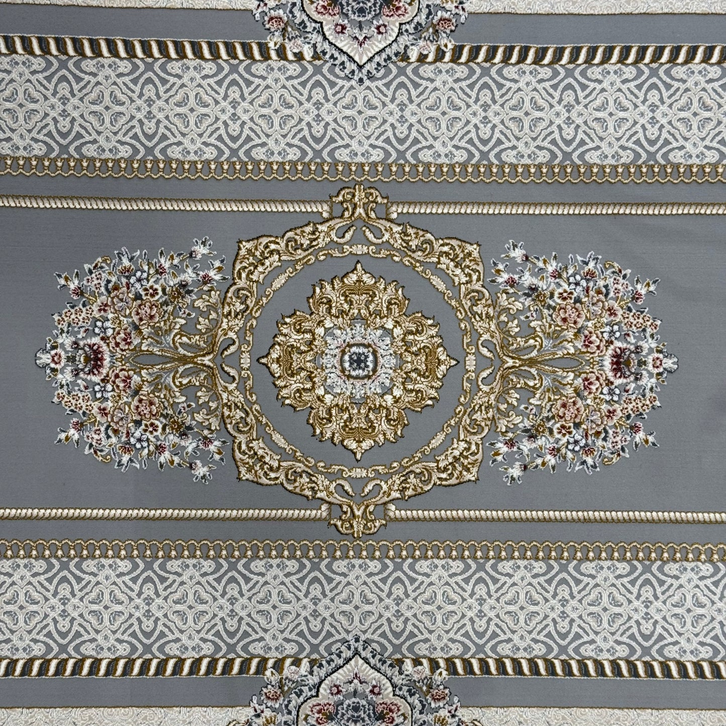 5 ft x 5 ft Persian Round Rug – Miniature by Pars Nagsh Kashan – 1500 Reeds – Elegant Grey and Gold Design