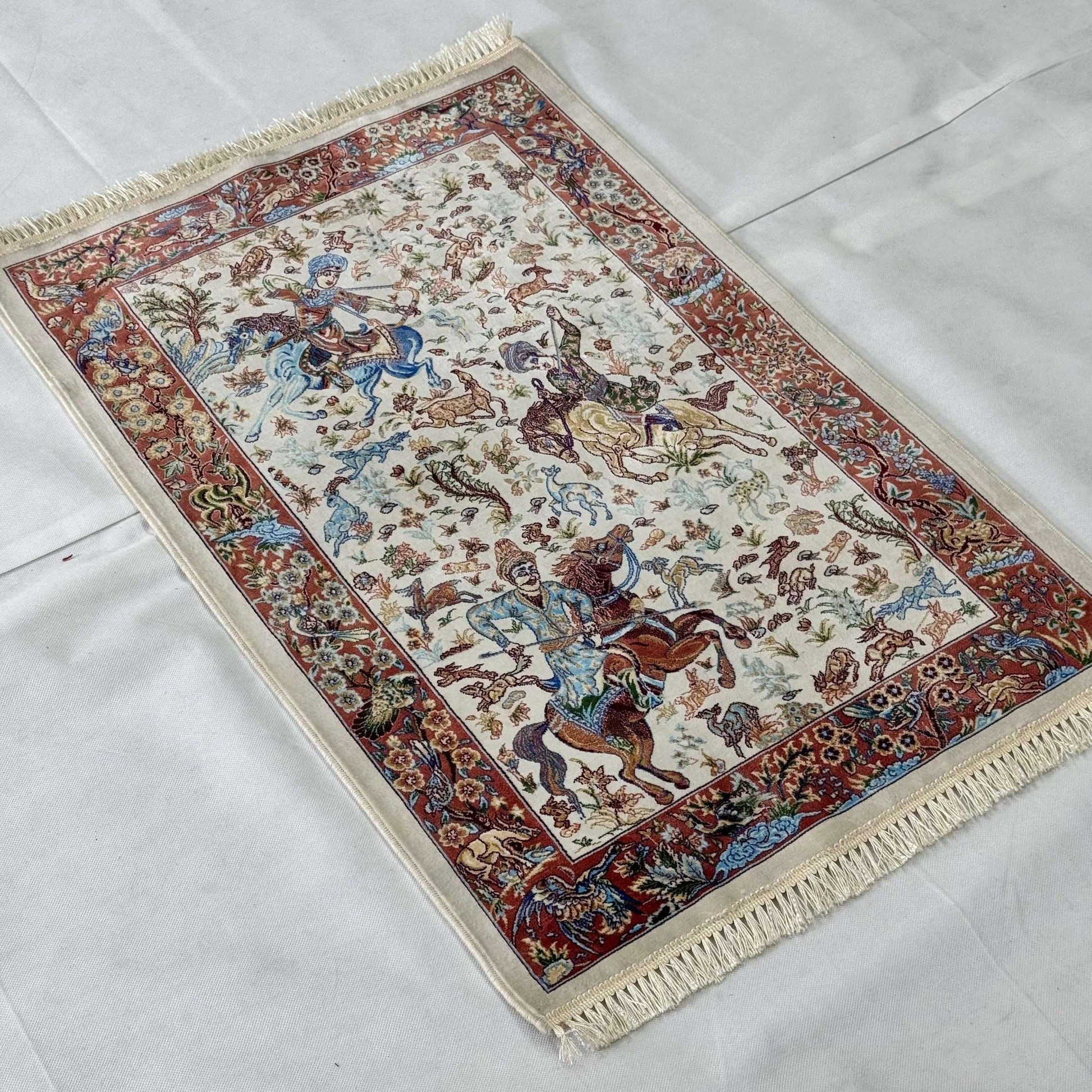Persian Silk Hunting Scene Rug 2 ft x 3 ft | Pure Silk | 1600 Reeds