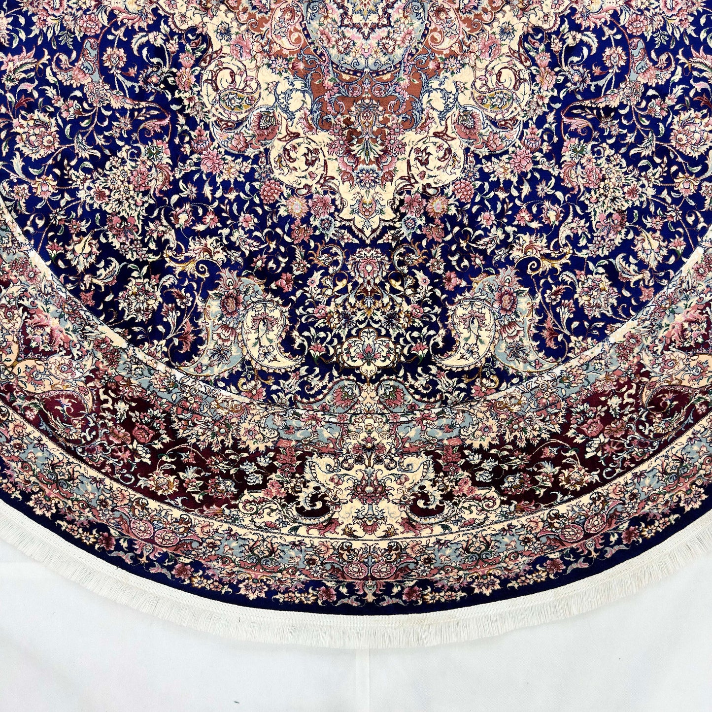 Persian Silk Round Rug 6.5 ft x 6.5 ft | Isfahan Medallion 1600 Reed