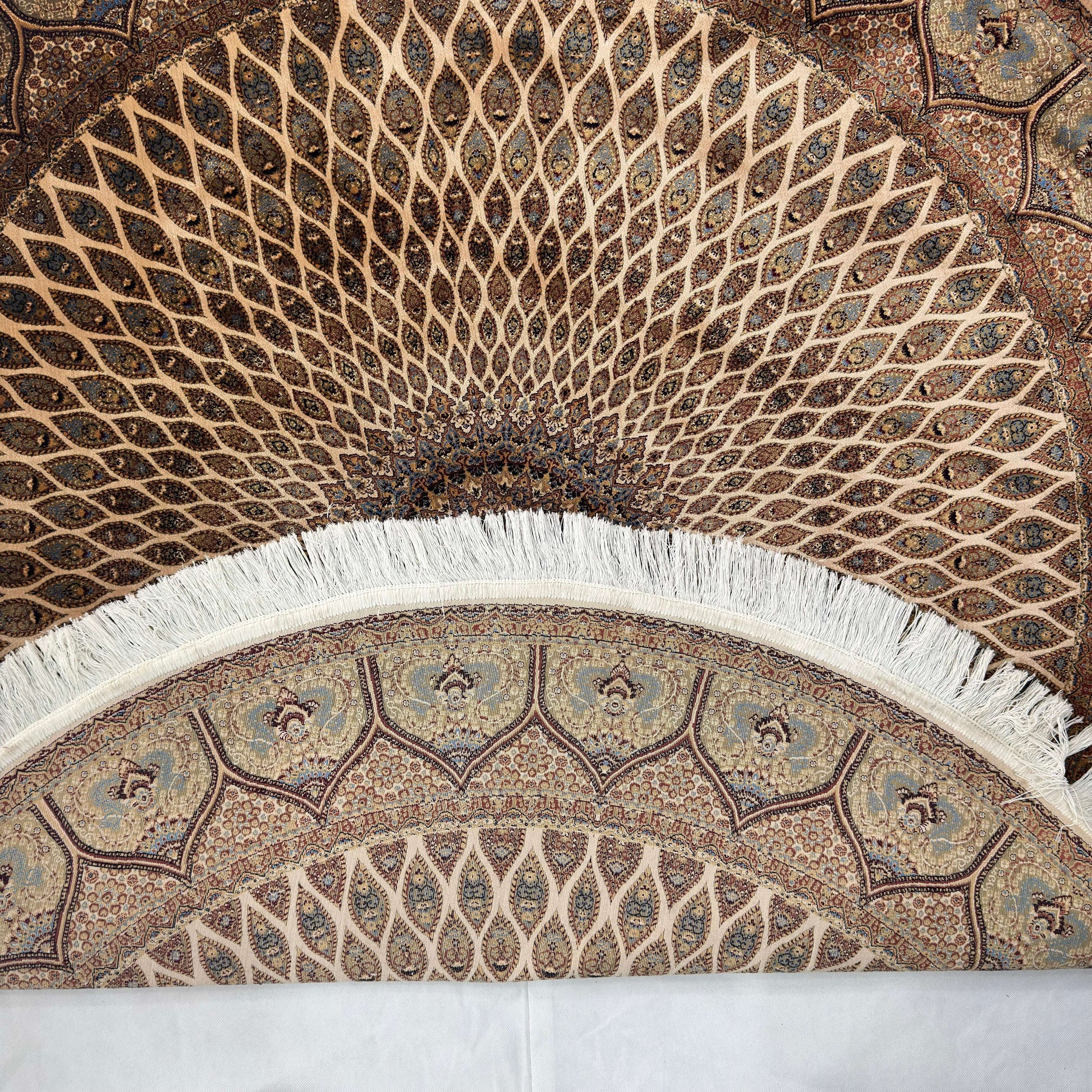 Persian Silk Round Rug | Pure Silk Abresham | 5 ft x 5 ft | 1600 Reeds