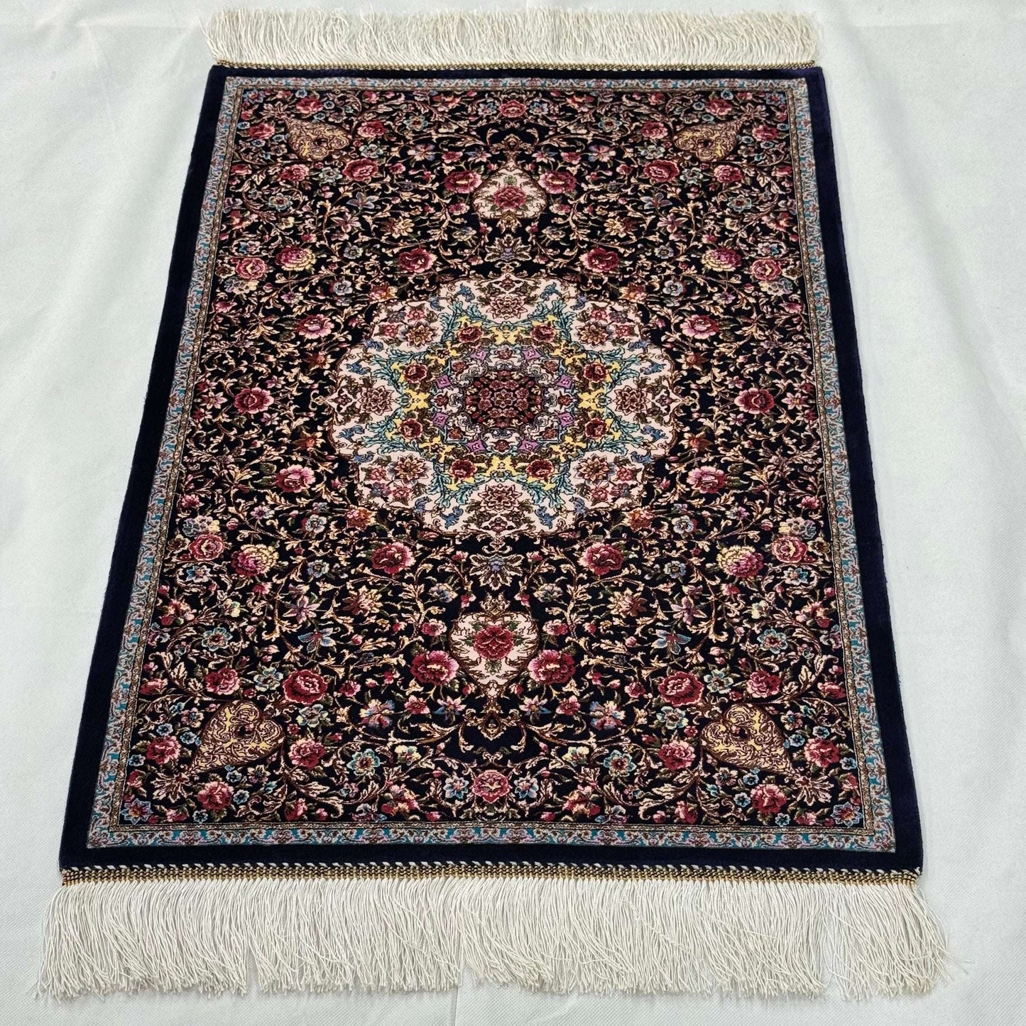 Persian Silk Floral Medallion Rug 2 ft x 3 ft | 1600 Reed Iranian Abresham