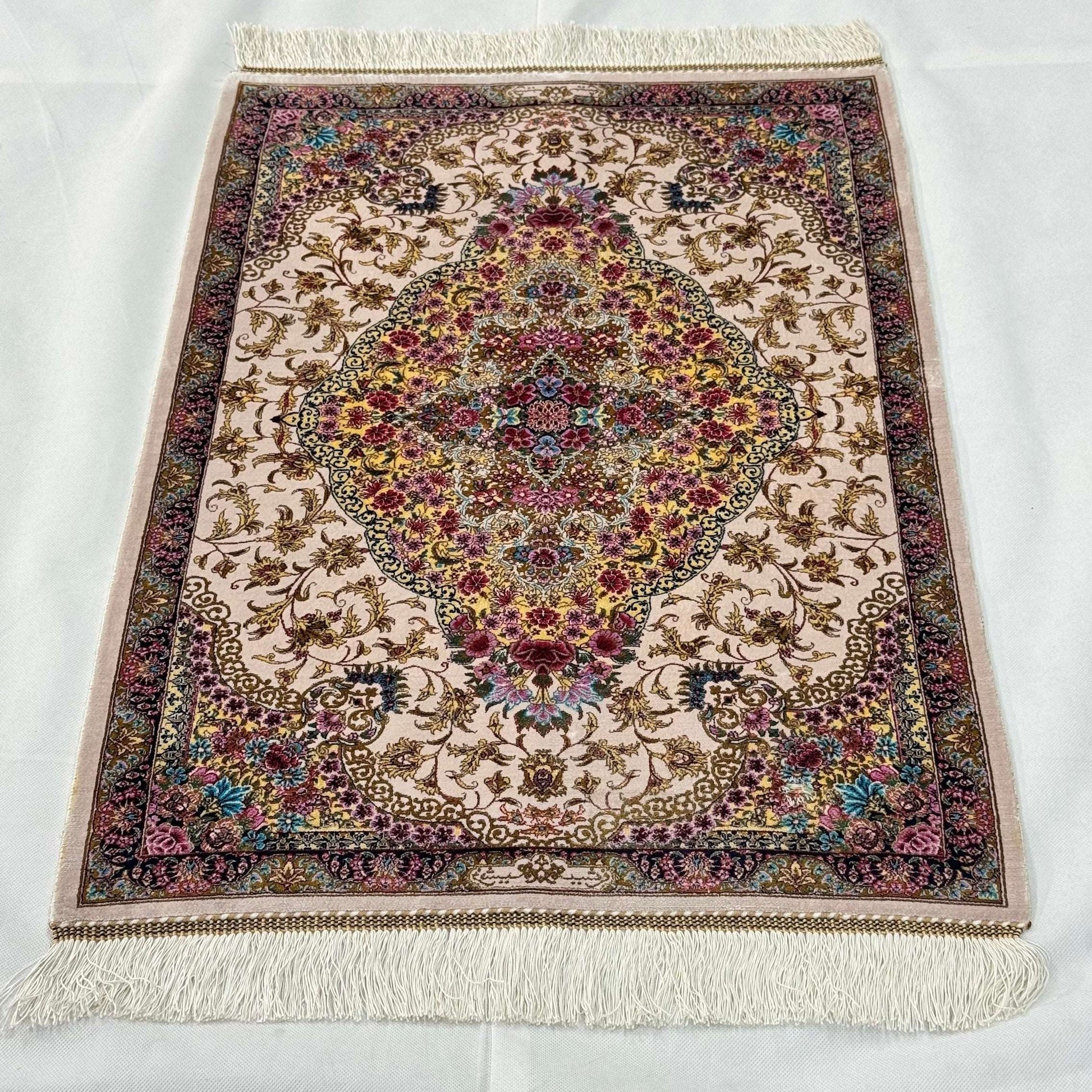 Persian Silk Floral Medallion Rug 2 ft x 3 ft | 1600 Reed Iranian Abresham
