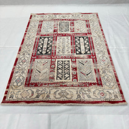 Oushak Heritage Turkish Acrylic Rug – Red & Ivory Patchwork Design, 5 x 8 ft
