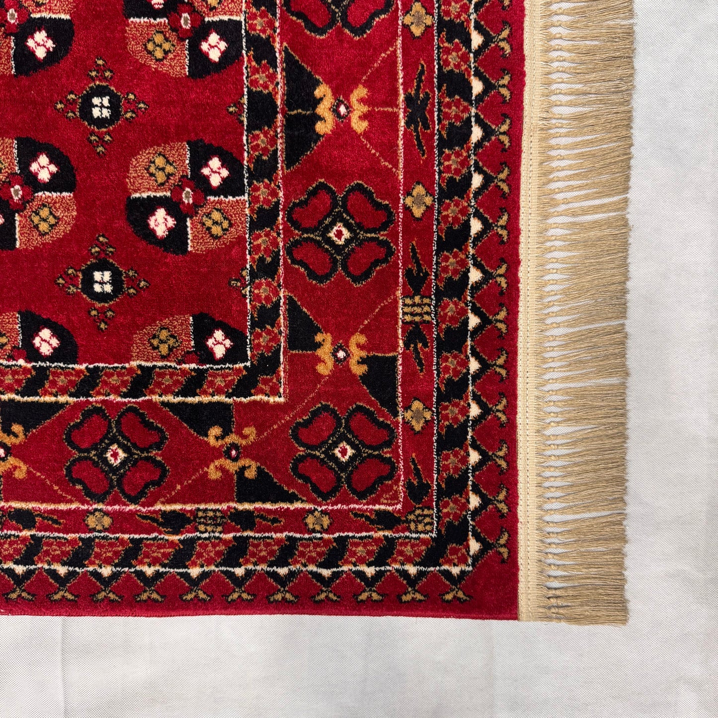 3 ft x 5 ft Persian Rug - Qashqai Majesty Collection - Red Acrylic Polyester Luxury