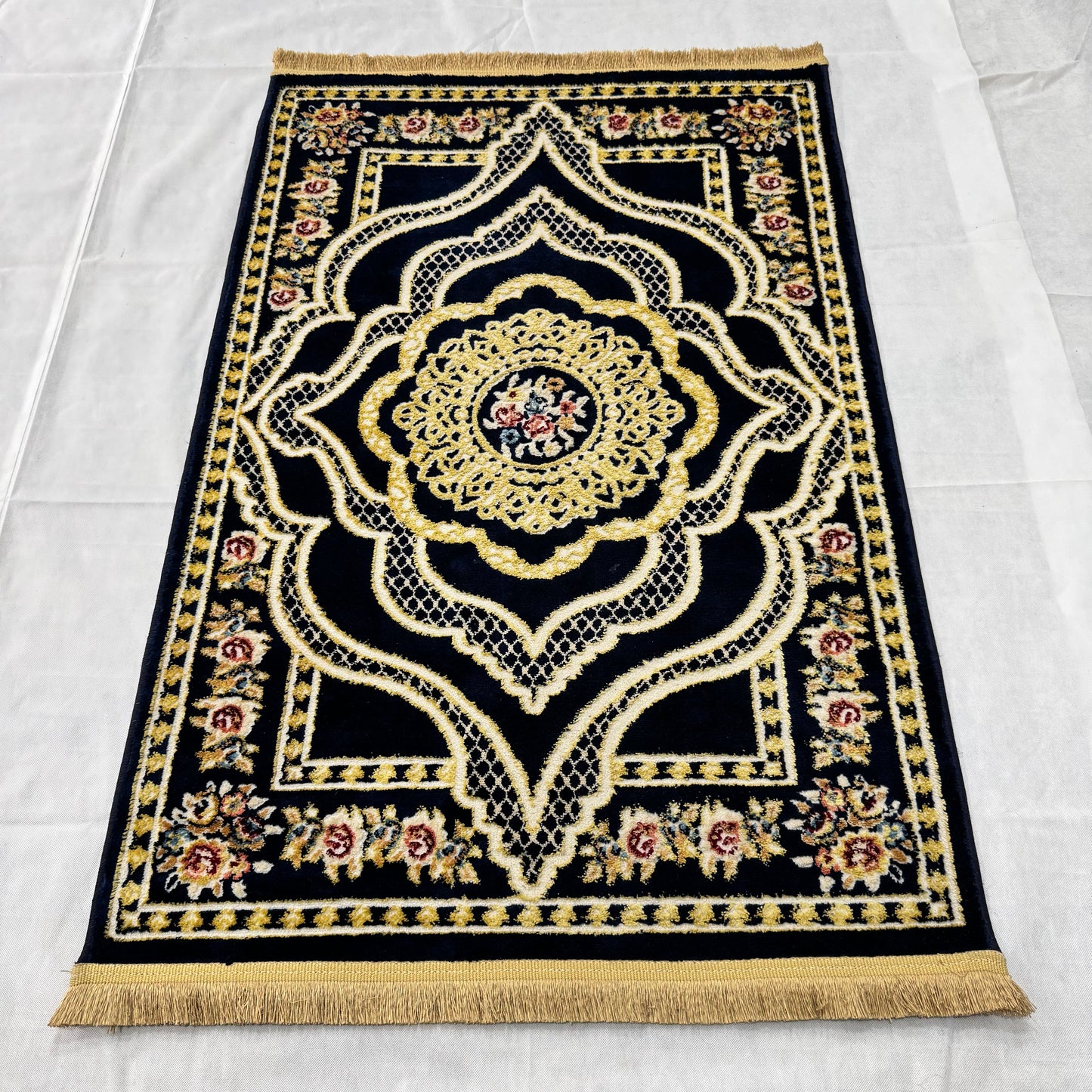 3 ft x 5 ft Turkish Rug - Anatolia Luxe Collection - Black & Gold Acrylic Polyester