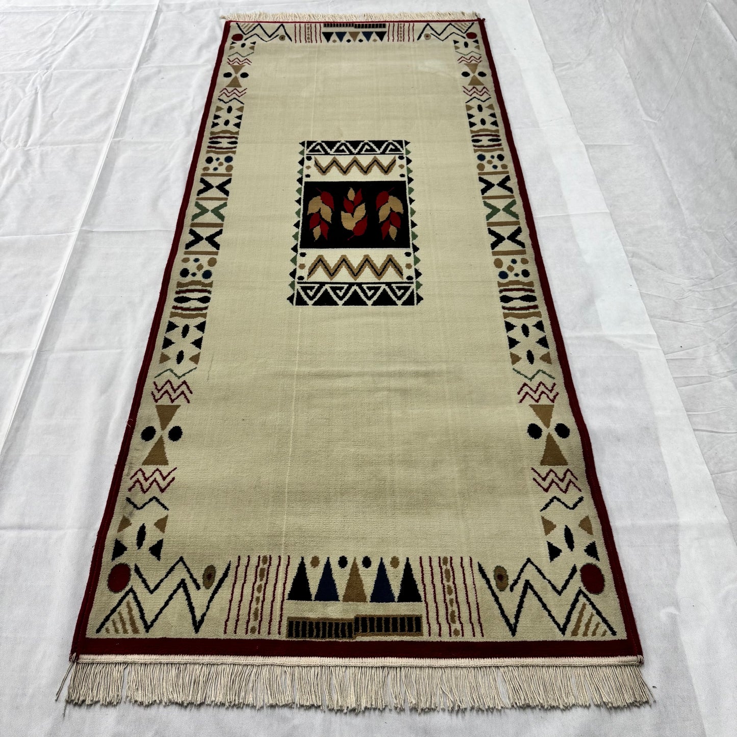 3 ft x 8 ft Persian Rug - Yazd Heritage Collection - Beige Tribal Geometric Design