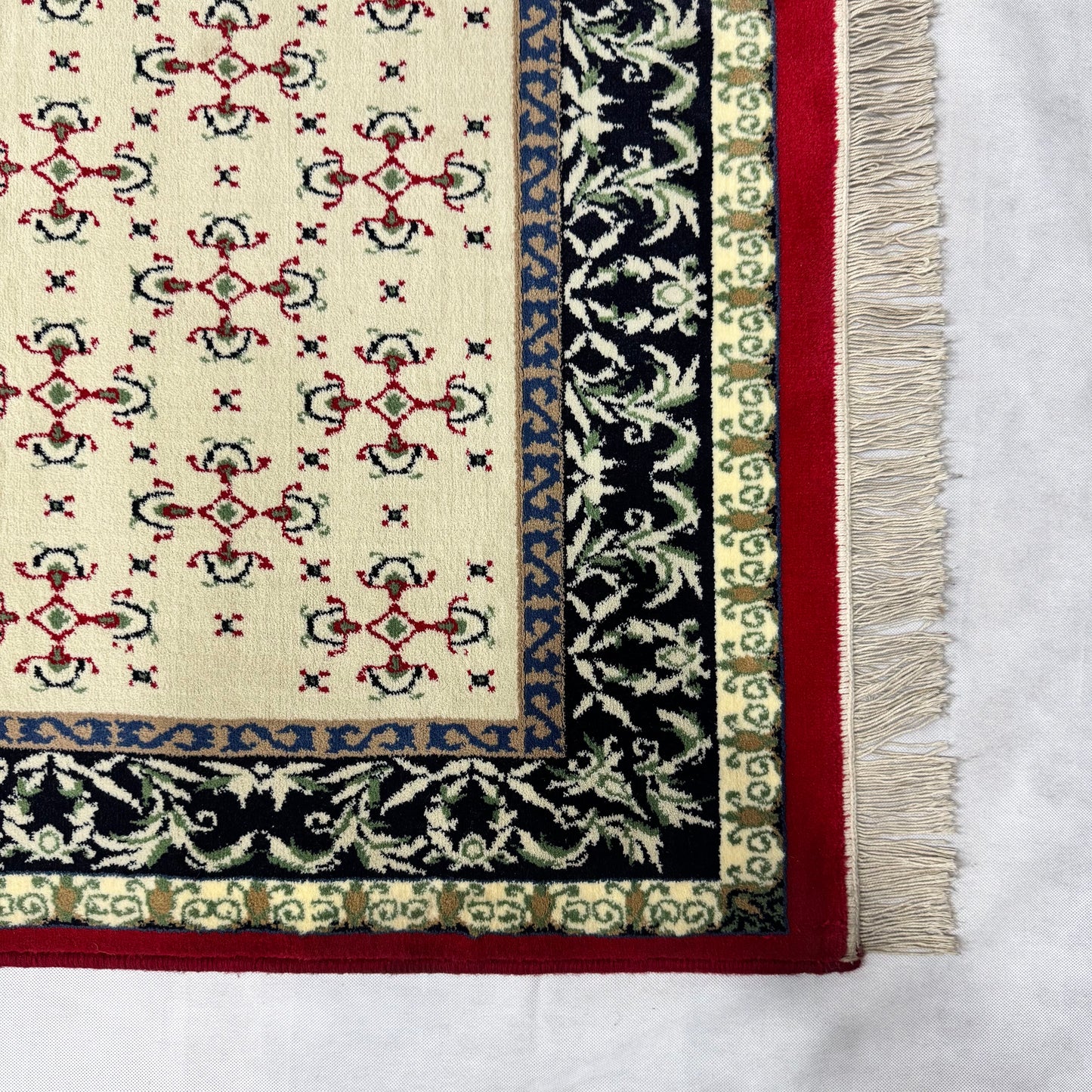 3 ft x 6 ft Persian Rug - Shiraz Elegance Collection - Ivory with Red & Black Border