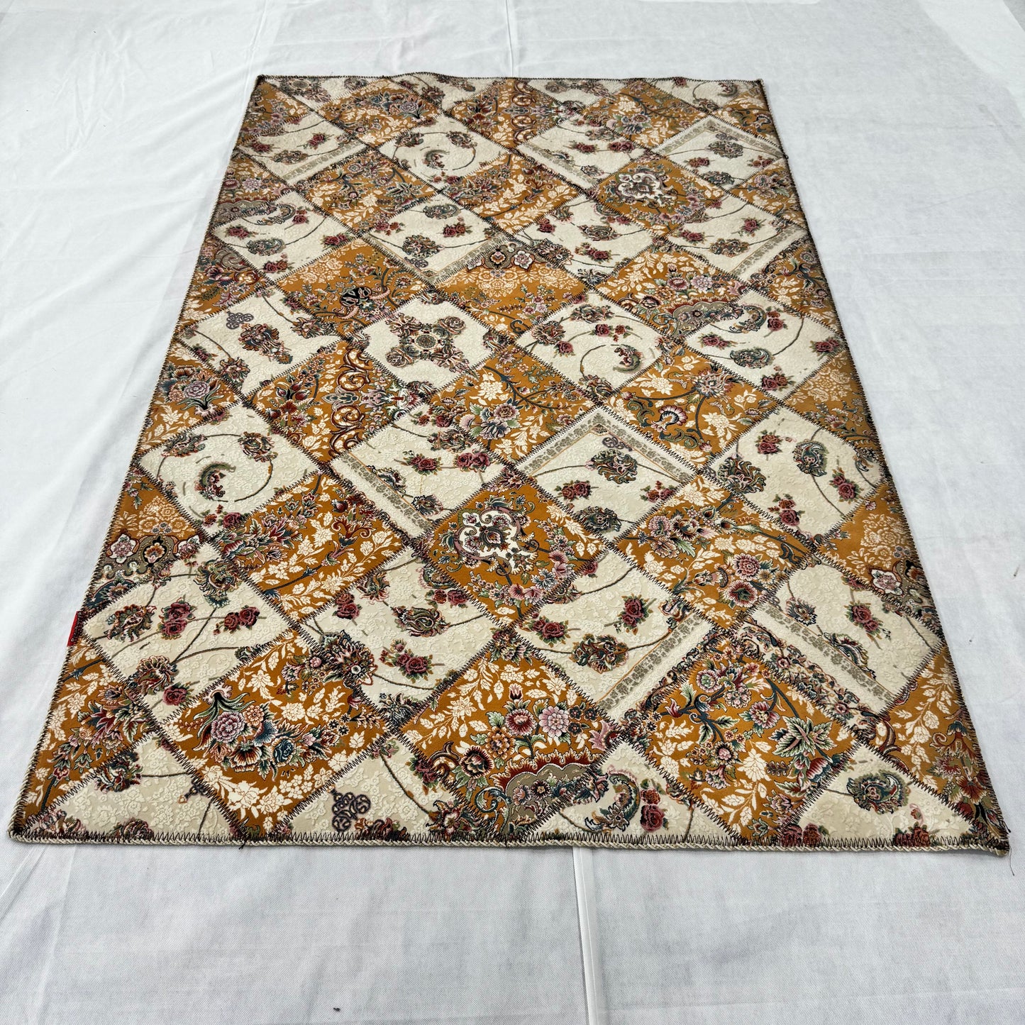 5 ft x 8 ft Persian Rug - Isfahan Majesty Collection - 1200 Reeds - Gold & Cream Patchwork Design