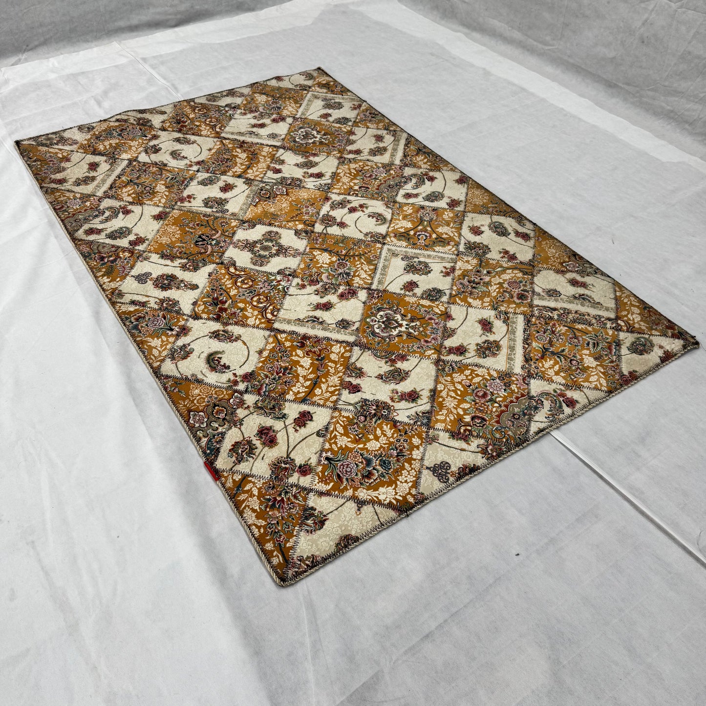5 ft x 8 ft Persian Rug - Isfahan Majesty Collection - 1200 Reeds - Gold & Cream Patchwork Design