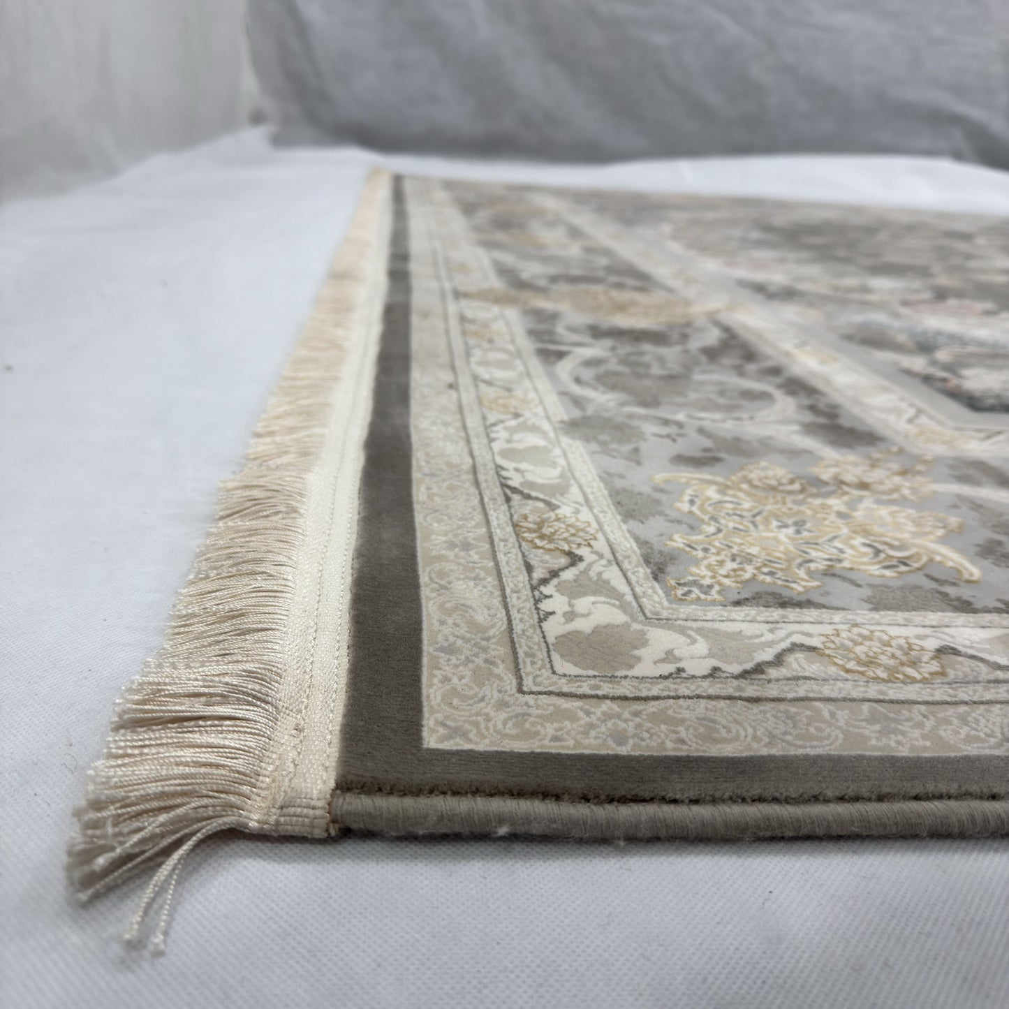 Persian Kashani Bamboo Silk Rug 8x11 ft 1500 Reeds Grey Medallion Luxury Iranian Carpet