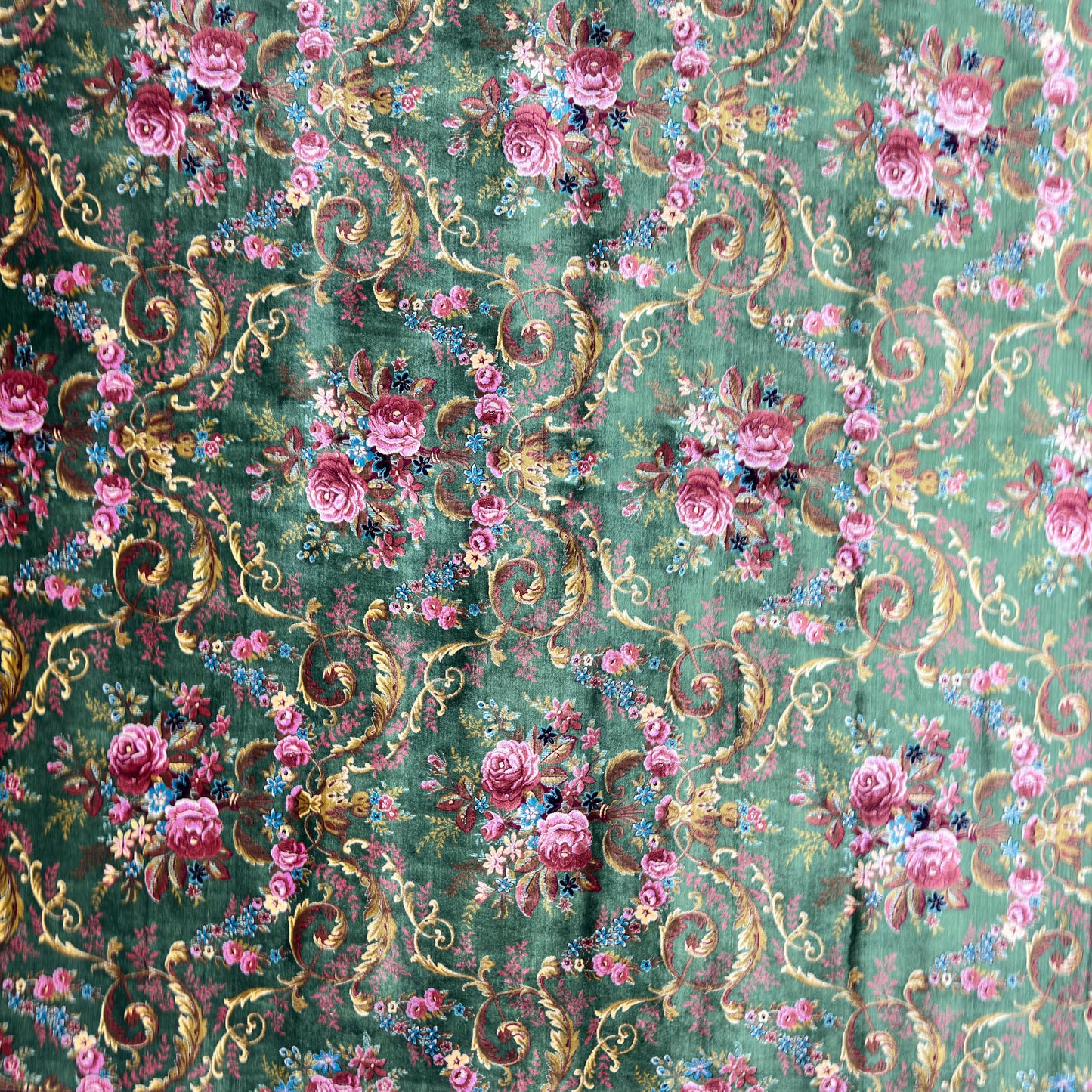 Persian Gol Farangi Floral Pure Silk Abresham Rug 7 ft x 10 ft | 1600 Reed
