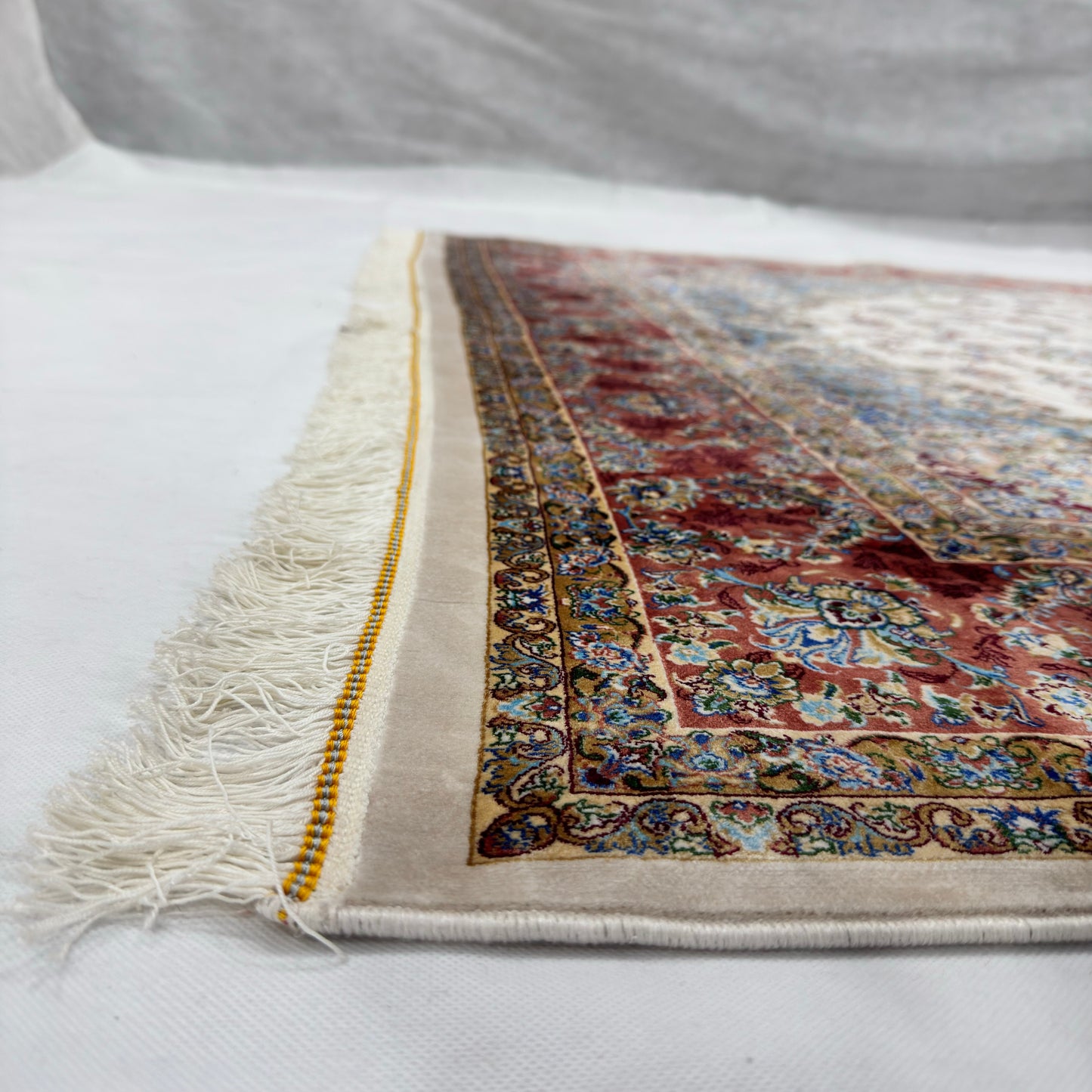 Persian Silk Isfahan Rug 5 ft x 8 ft | 1600 Reed Pure Silk Abresham