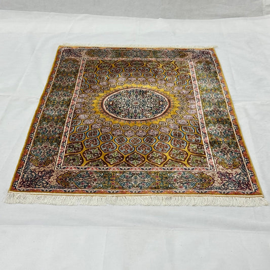 Persian Silk Isfahan Medallion Rug 4 ft x 6 ft | Pure Silk Abresham