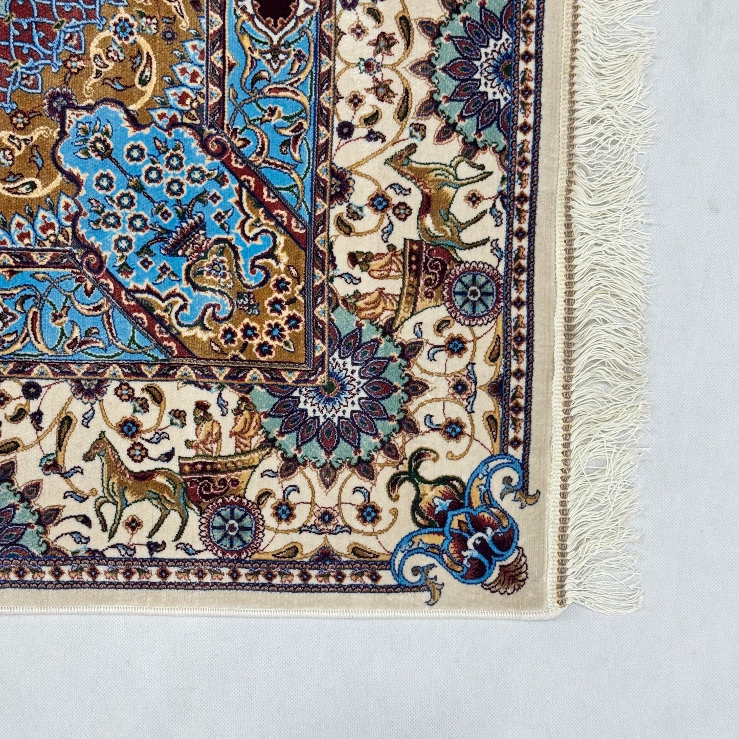 Persian Silk Abresham Medallion Rug 4 ft x 6 ft | 1600 Reed Machine-Made Iran