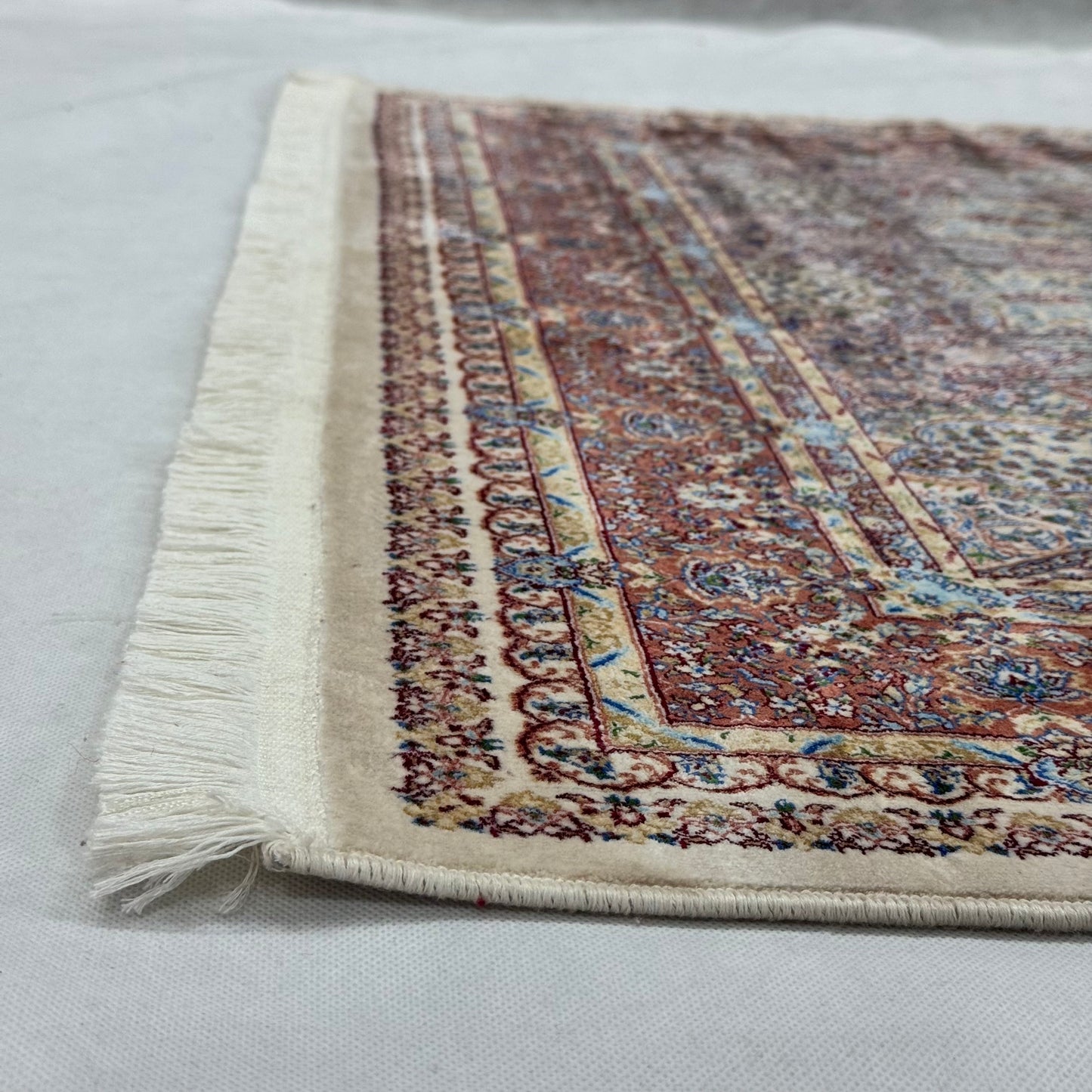 Persian Silk Abresham Rug 4 ft x 6 ft | 1600 Reed Machine-Made Iran