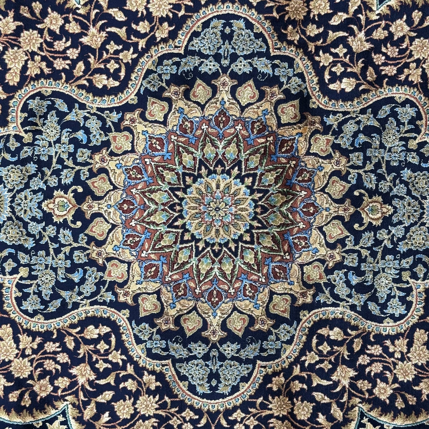 Persian Isfahan Medallion Pure Silk Abresham Rug 7 ft x 10 ft | 1600 Reed
