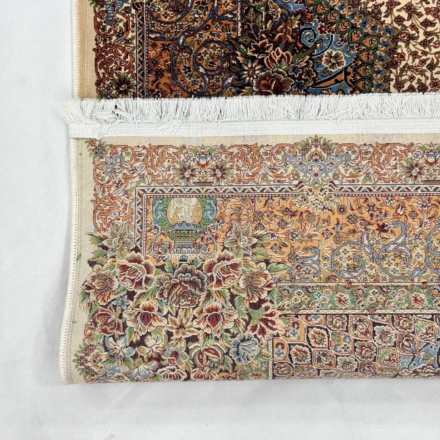 Persian Silk Abresham Medallion Rug 5 ft x 8 ft | 1600 Reed Machine-Made