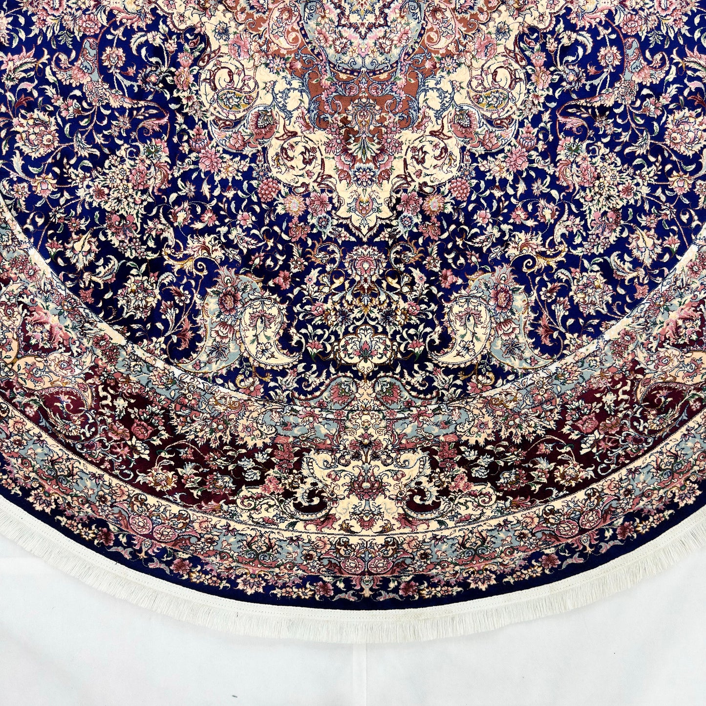 Persian Silk Round Rug 6.5 ft x 6.5 ft | Isfahan Medallion 1600 Reed