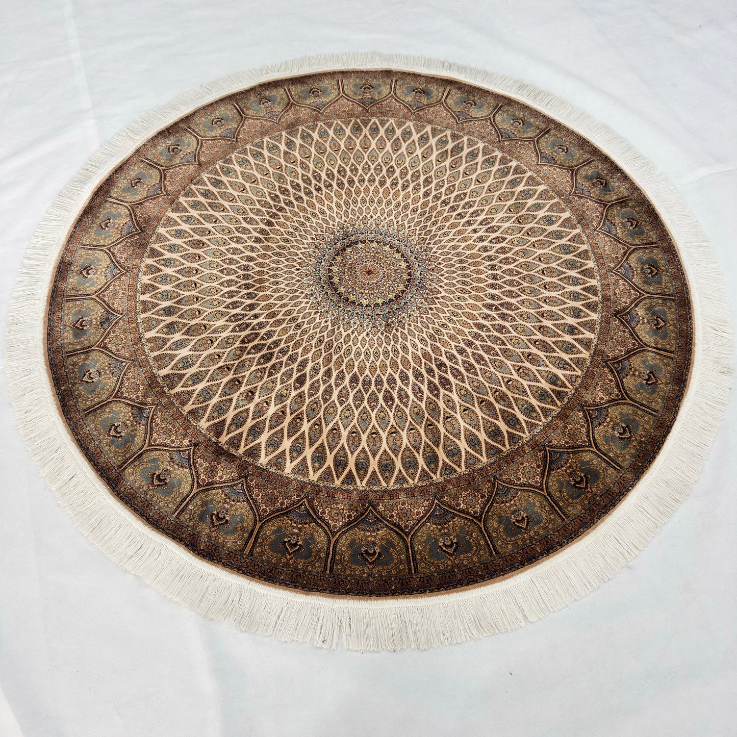 Persian Silk Round Rug | Pure Silk Abresham | 5 ft x 5 ft | 1600 Reeds