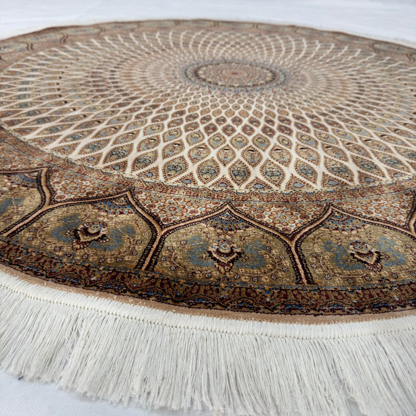 Persian Silk Round Rug | Pure Silk Abresham | 5 ft x 5 ft | 1600 Reeds