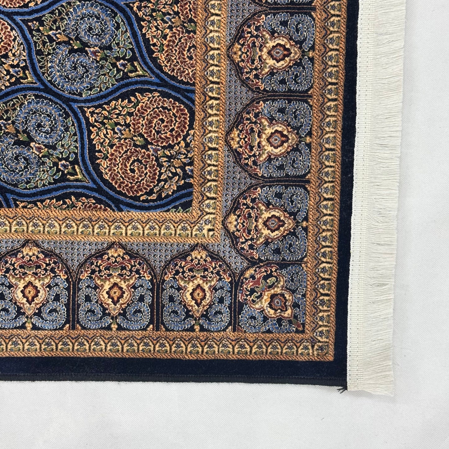 Persian Silk Medallion Rug 4 ft x 6 ft | 1600 Reed Pure Silk Abresham