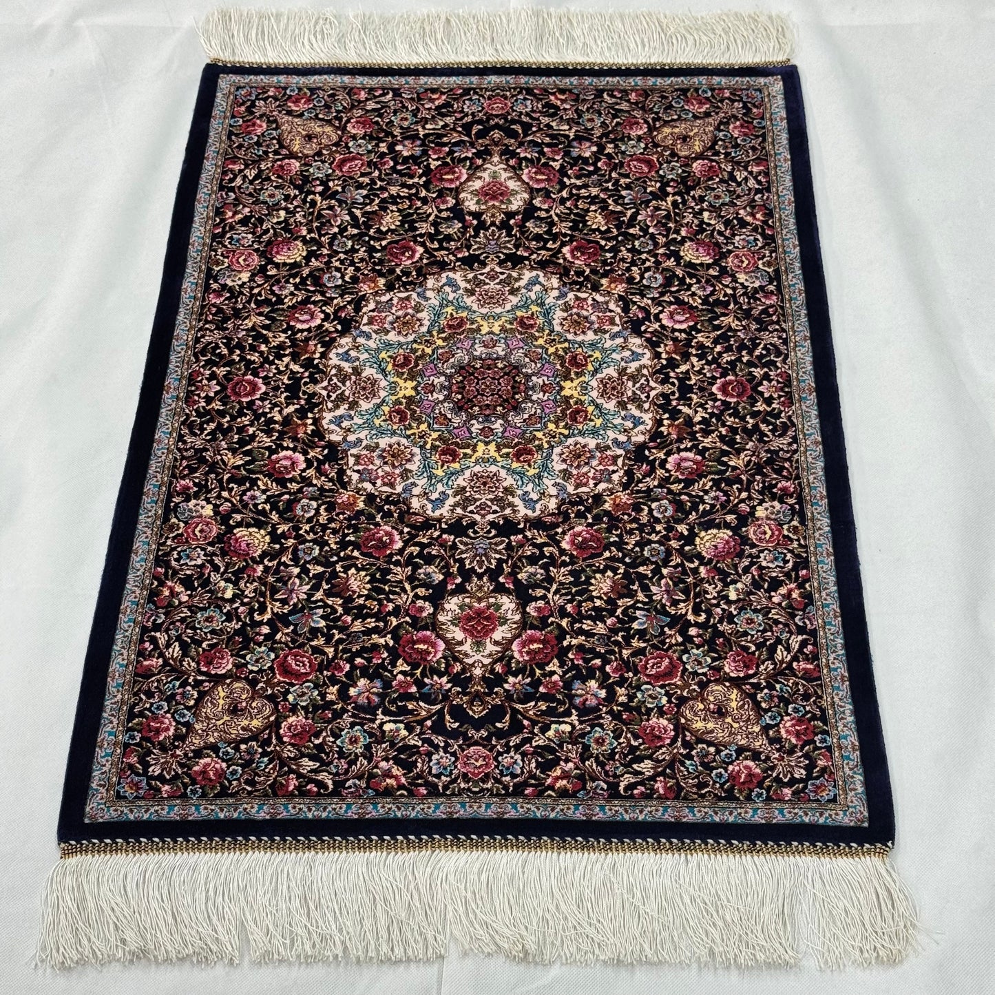 Persian Silk Floral Medallion Rug 2 ft x 3 ft | 1600 Reed Iranian Abresham
