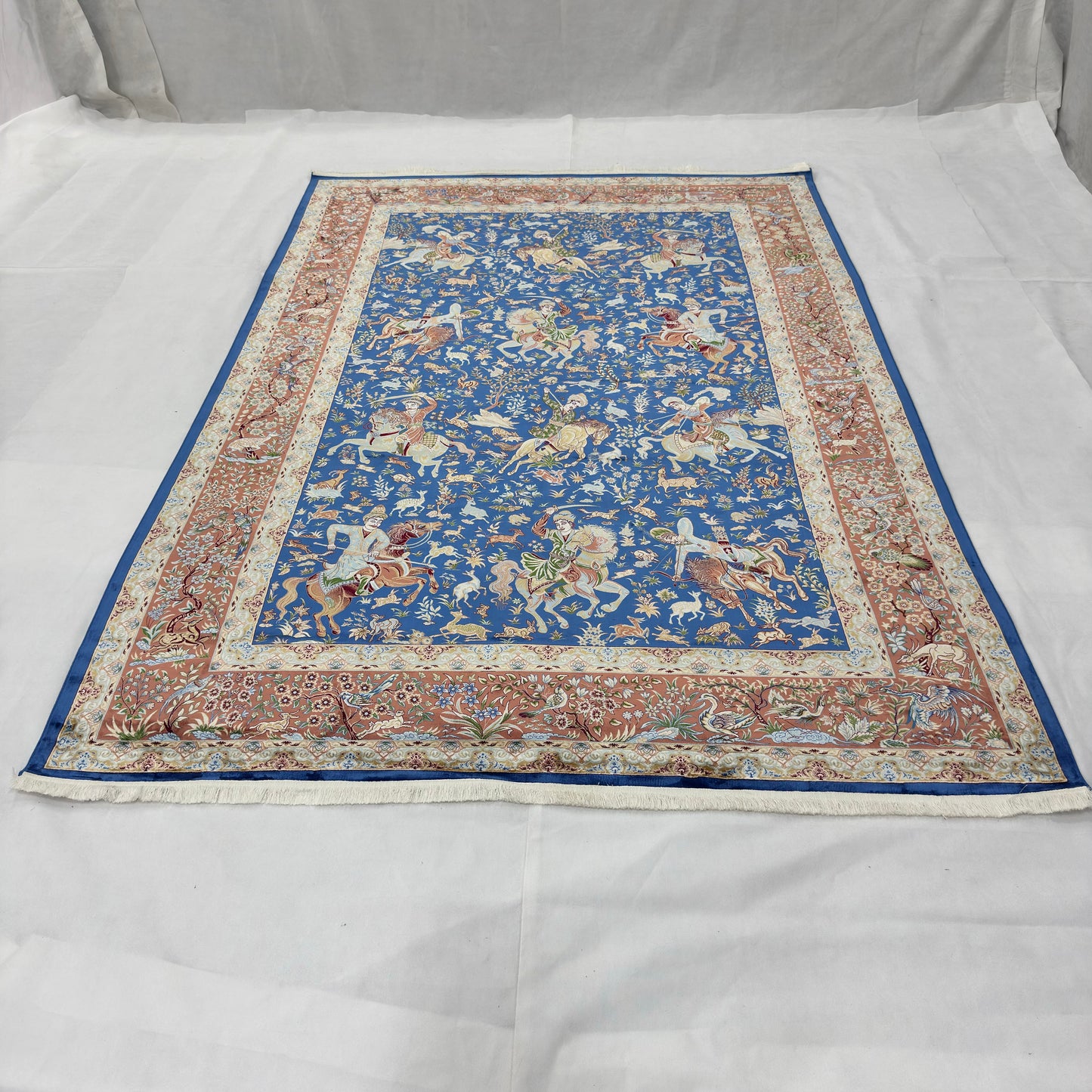 Persian Silk Hunting Scene Rug 7 ft x 10 ft | 1600 Reeds