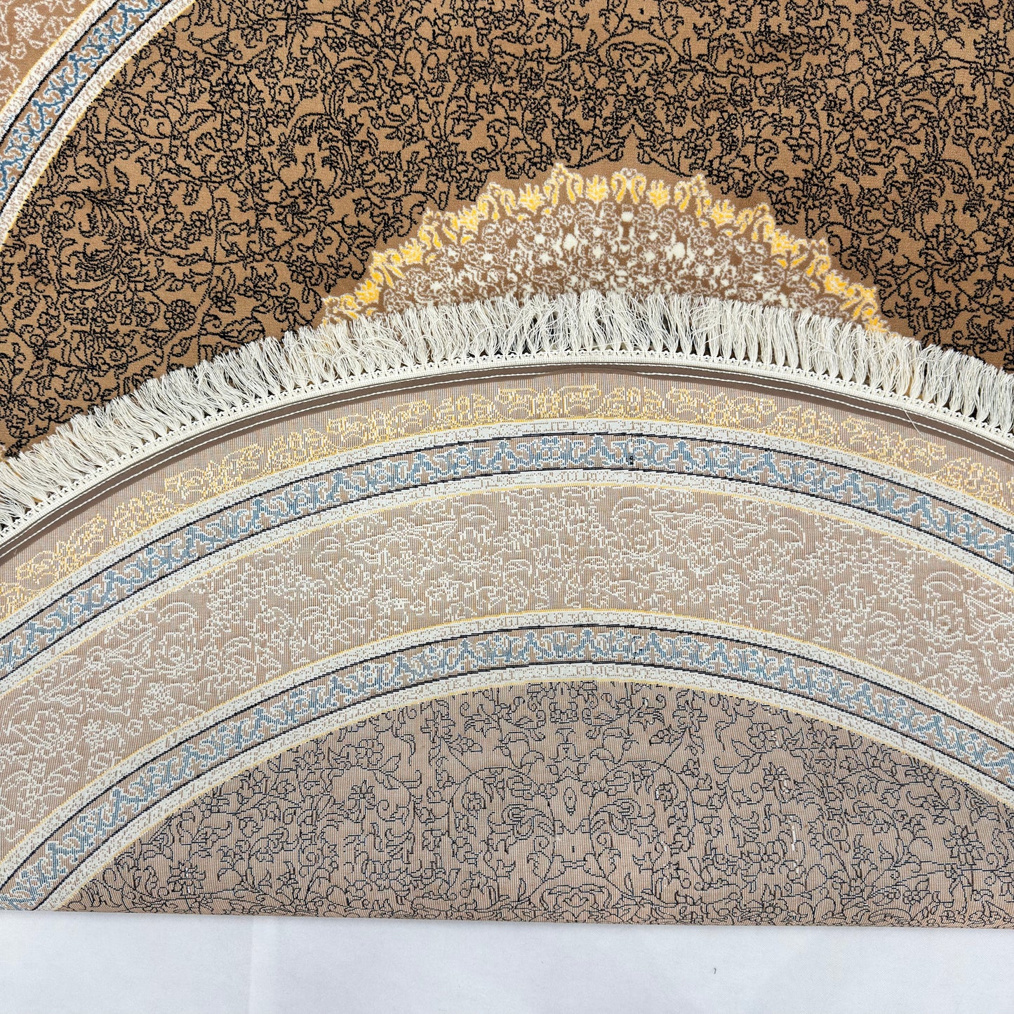 Persian Round Rug 7 ft x 7 ft | Chocolate & Gold | 1000 Reed Acrylic