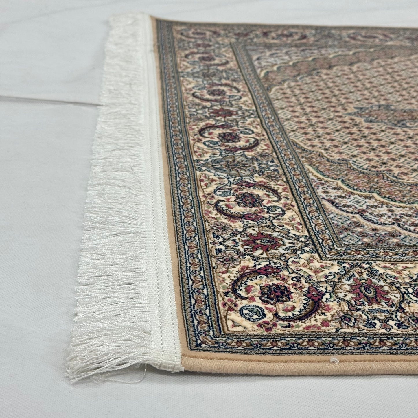 Persian Silk Mahi Medallion Rug 3 ft x 5 ft | 1600 Reeds